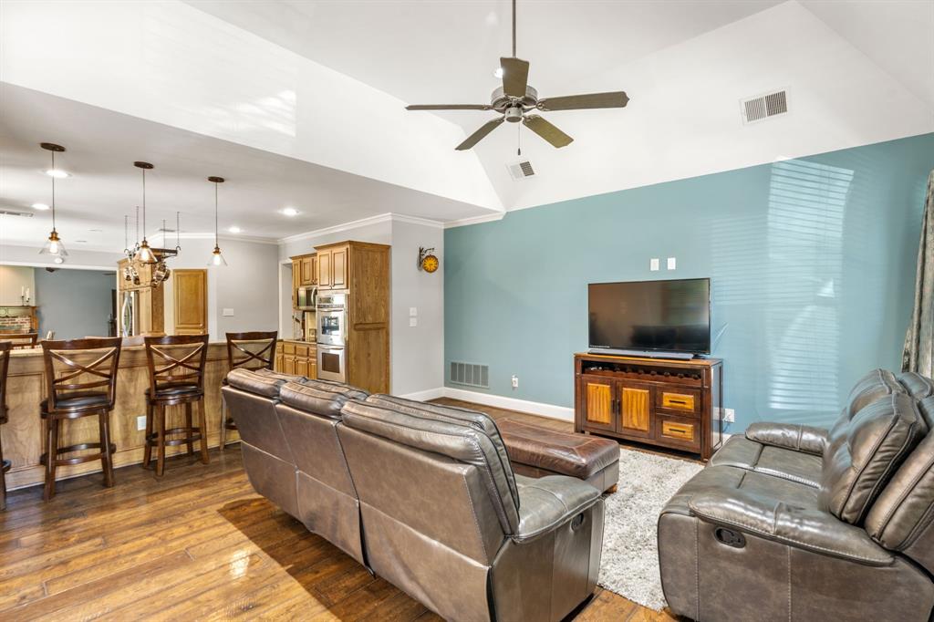 106 East Fork Road Sunnyvale, TX 75182 - Photo 12 of 36 living 2