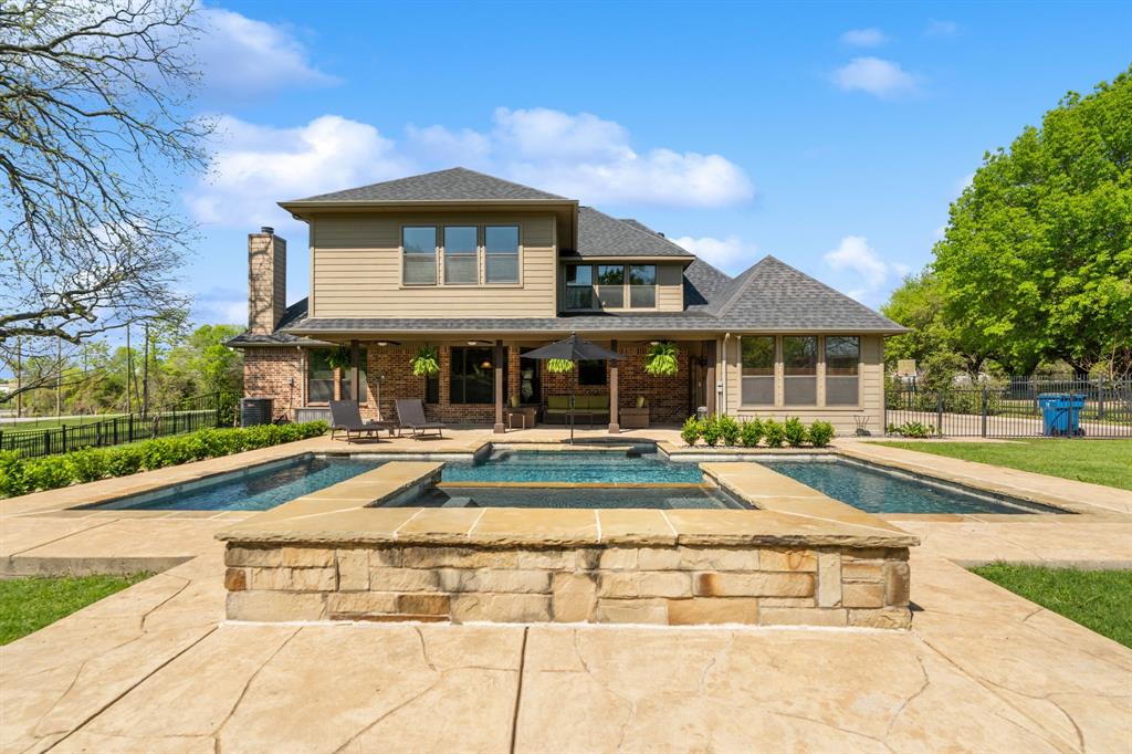 106 East Fork Road Sunnyvale, TX 75182 - Photo 2 of 36 Spa + Pool