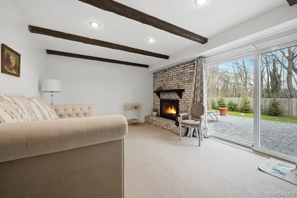 $869,000 | 20 Manors Drive, Jericho, NY 11753