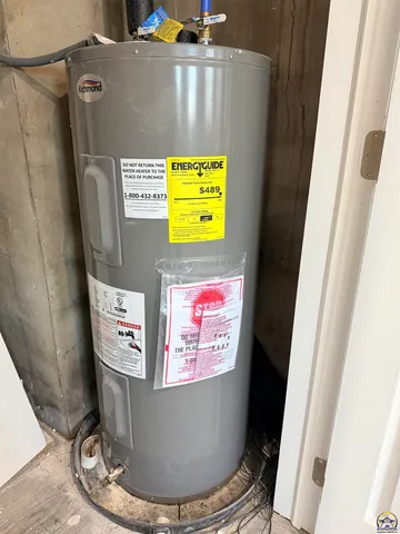 $175,000 | 403 Main Street, Gridley, KS 66852