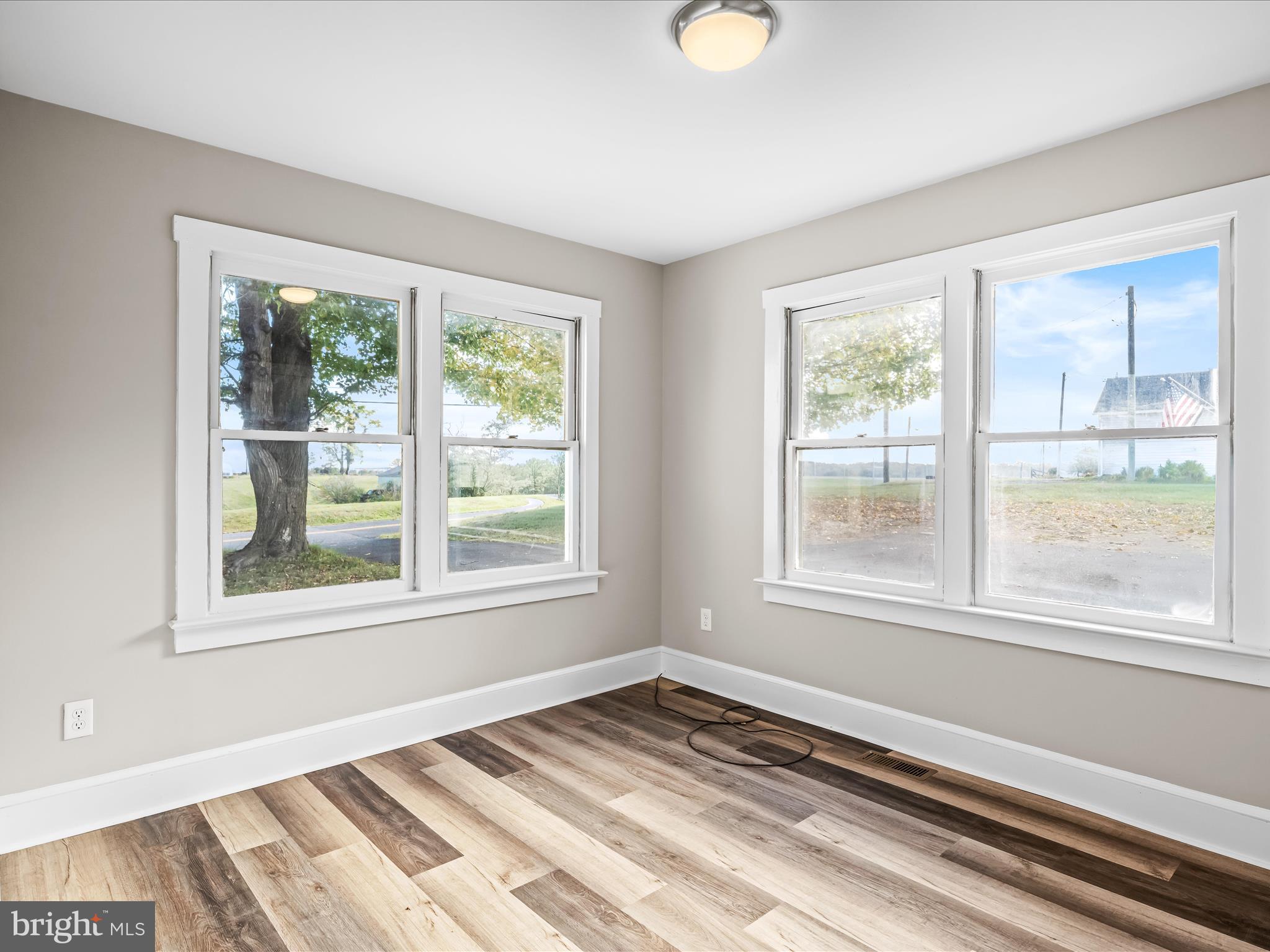 298 Bufflick Road Winchester, VA 22602 - Photo 19 of 38 an empty room with windows