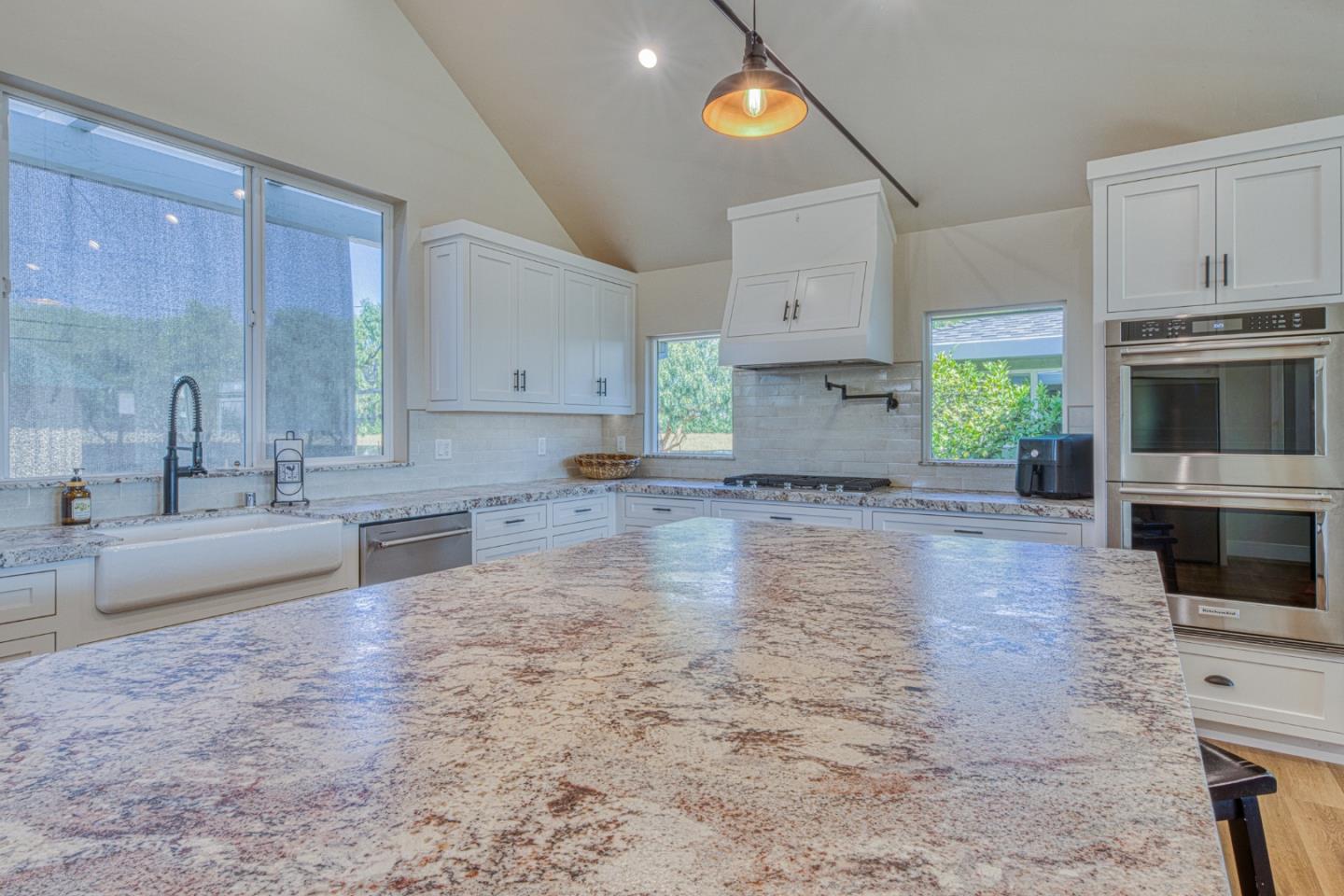 991 Riverside Road Hollister, CA 95023 - Photo 19 of 63