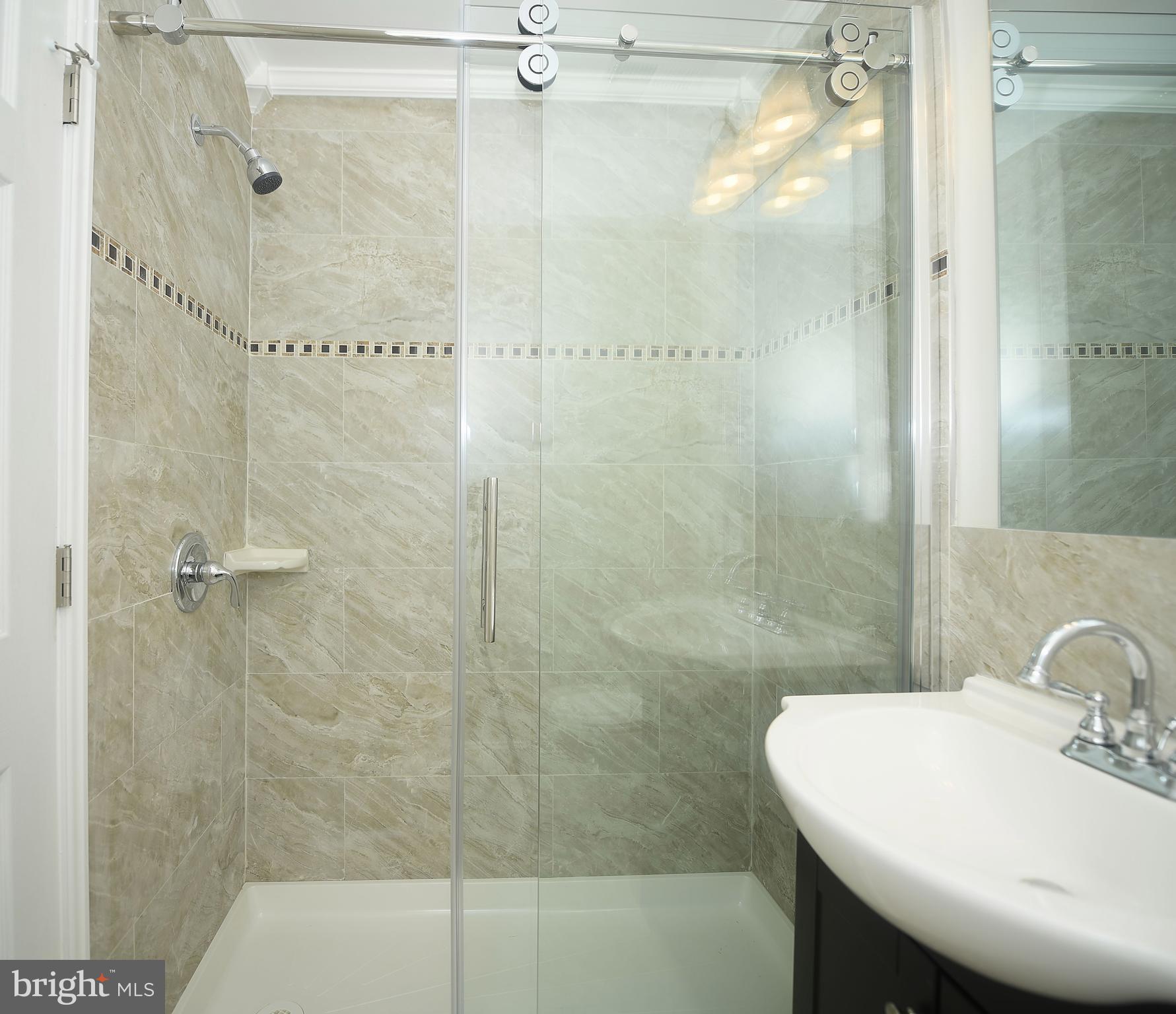 3153 Keswick Road Baltimore, MD 21211 - Photo 27 of 41 2nd Floor Bath