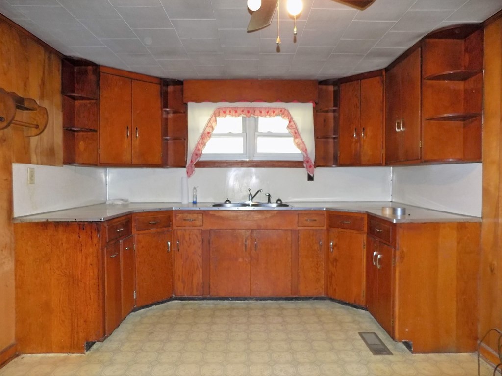 245 New Cave Church Road Newport, TN 37821 - Photo 5 of 40 Gallery Image 5