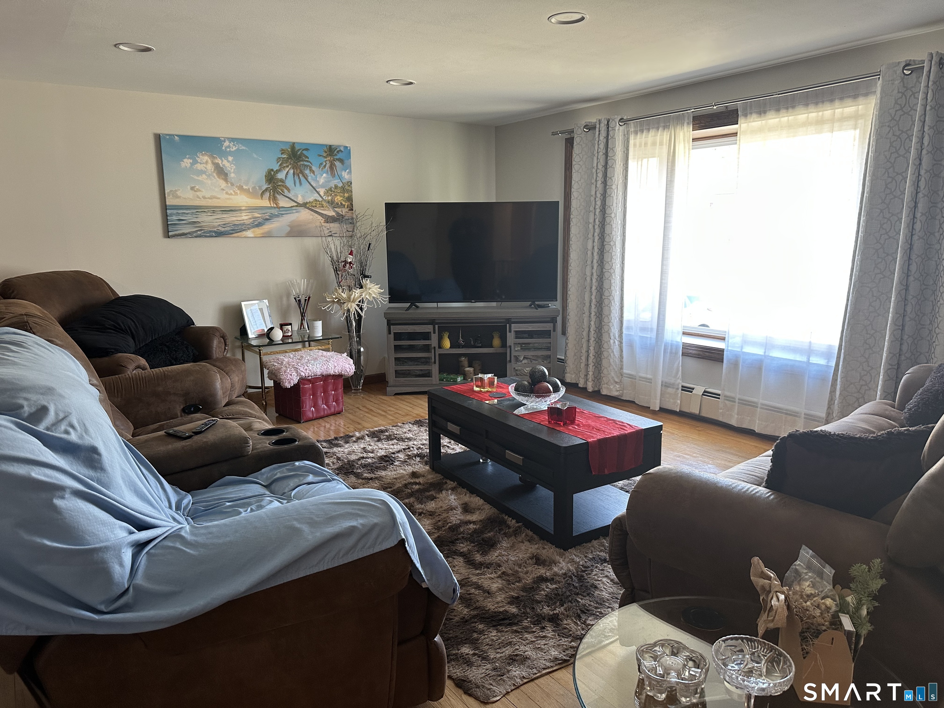 85 Rolling Ridge Road Hamden, CT 06518 - Photo 4 of 13