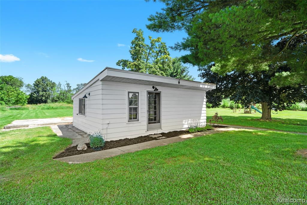 5359 Faussett Road Howell, MI 48855 - Photo 29 of 31