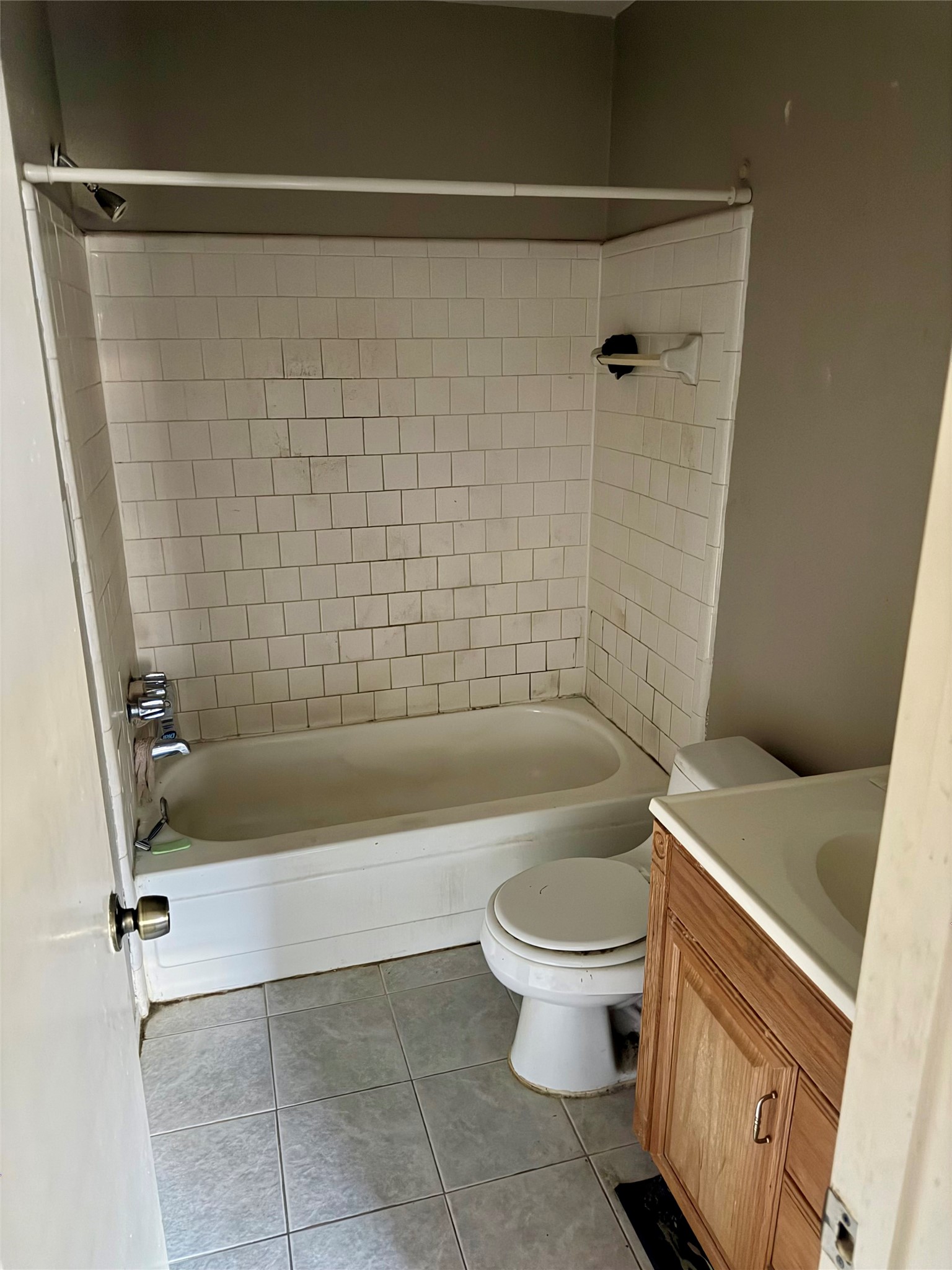 23815 Firegate Drive Spring, TX 77373 - Photo 12 of 21 a bathroom with a bathtub and a toilet