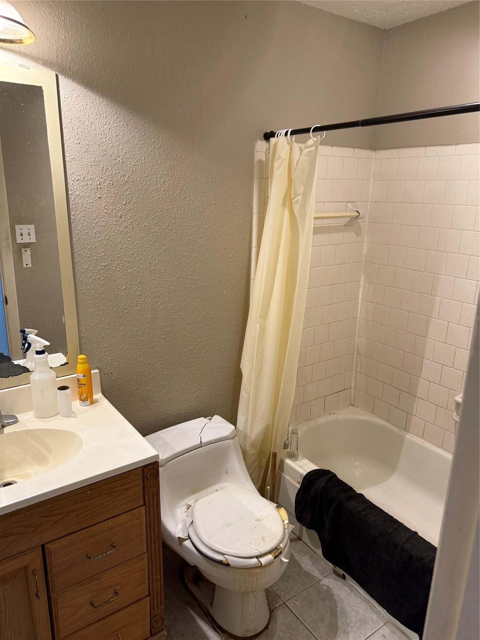 23815 Firegate Drive Spring, TX 77373 - Photo 15 of 21 a bathroom with a sink and a mirror