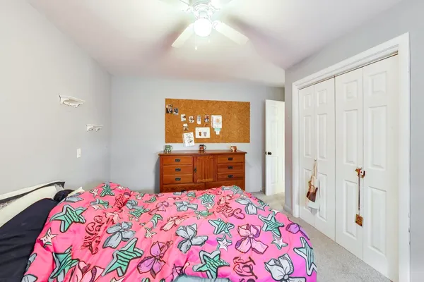 $450,000 | 915 South Na Wa Ta Avenue, Mount Prospect, IL 60056