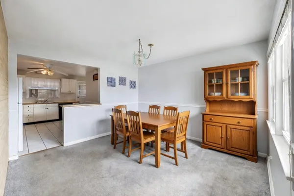 $450,000 | 915 South Na Wa Ta Avenue, Mount Prospect, IL 60056