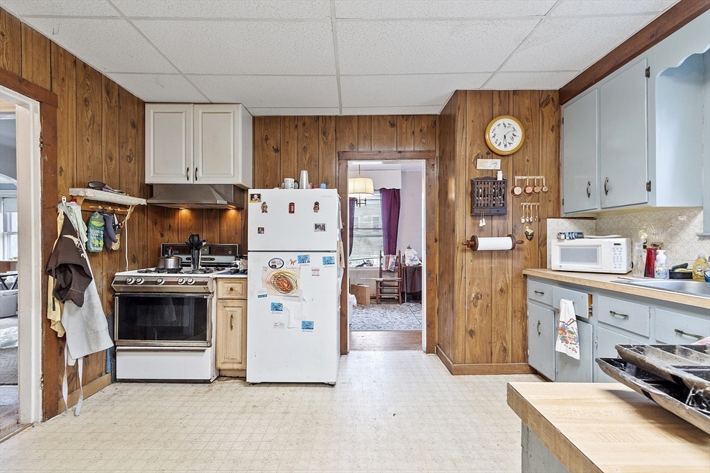 78 Flash Road Nahant, MA 01908 - Photo 9 of 27 Gallery Image 9
