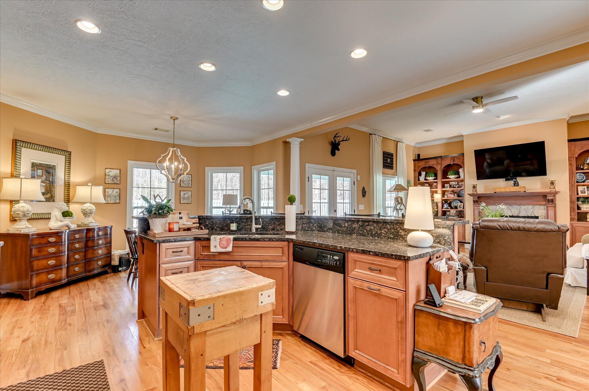 6597 Reservoir Road Appling, GA 30802 - Photo 17 of 58 22-122