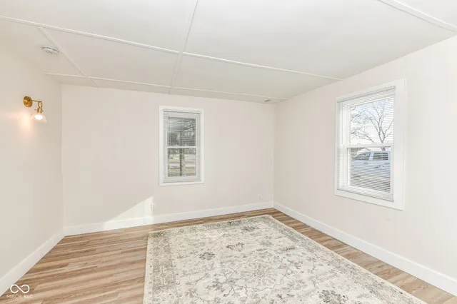 $324,999 | 210 East Buckeye Street, Cicero, IN 46034