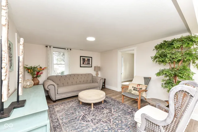 $324,999 | 210 East Buckeye Street, Cicero, IN 46034