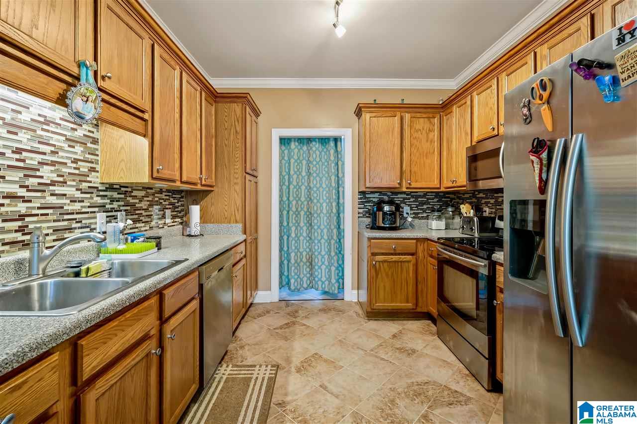 782 Henderson Road Odenville, AL 35120 - Photo 4 of 30