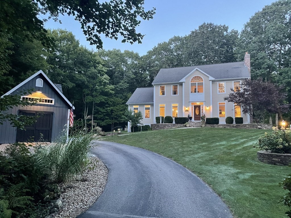 315 West Sutton Road Sutton, MA 01590 - Photo 2 of 41