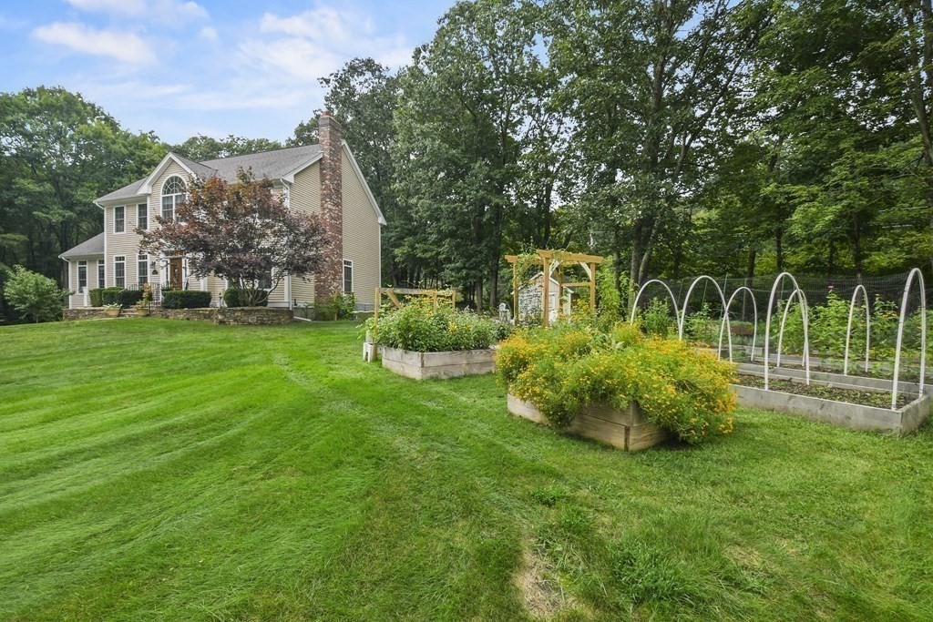315 West Sutton Road Sutton, MA 01590 - Photo 35 of 41