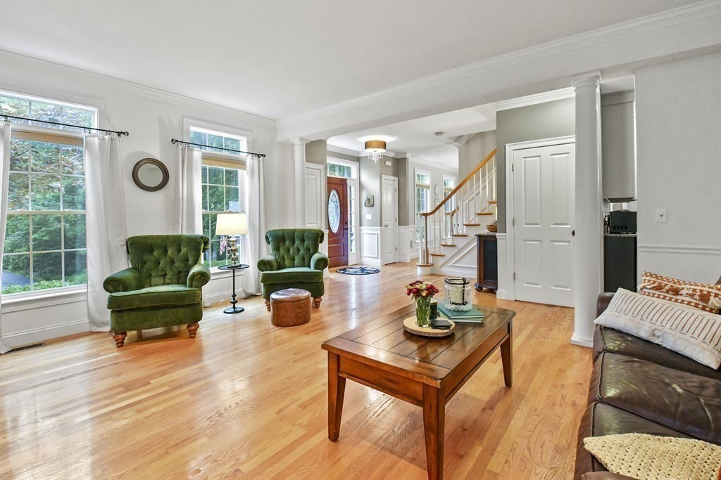315 West Sutton Road Sutton, MA 01590 - Photo 6 of 41