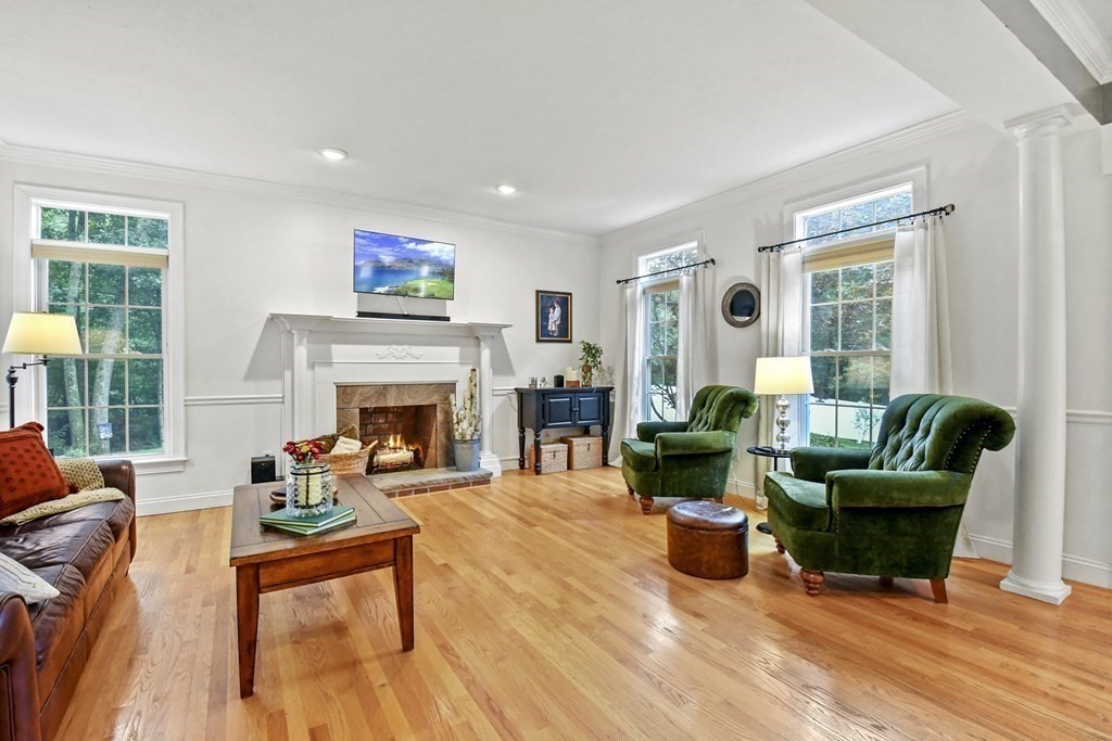 315 West Sutton Road Sutton, MA 01590 - Photo 8 of 41