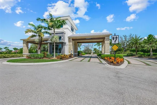 $1,095,000 | 15813 San Lazzaro Avenue, Bradenton, FL 34211