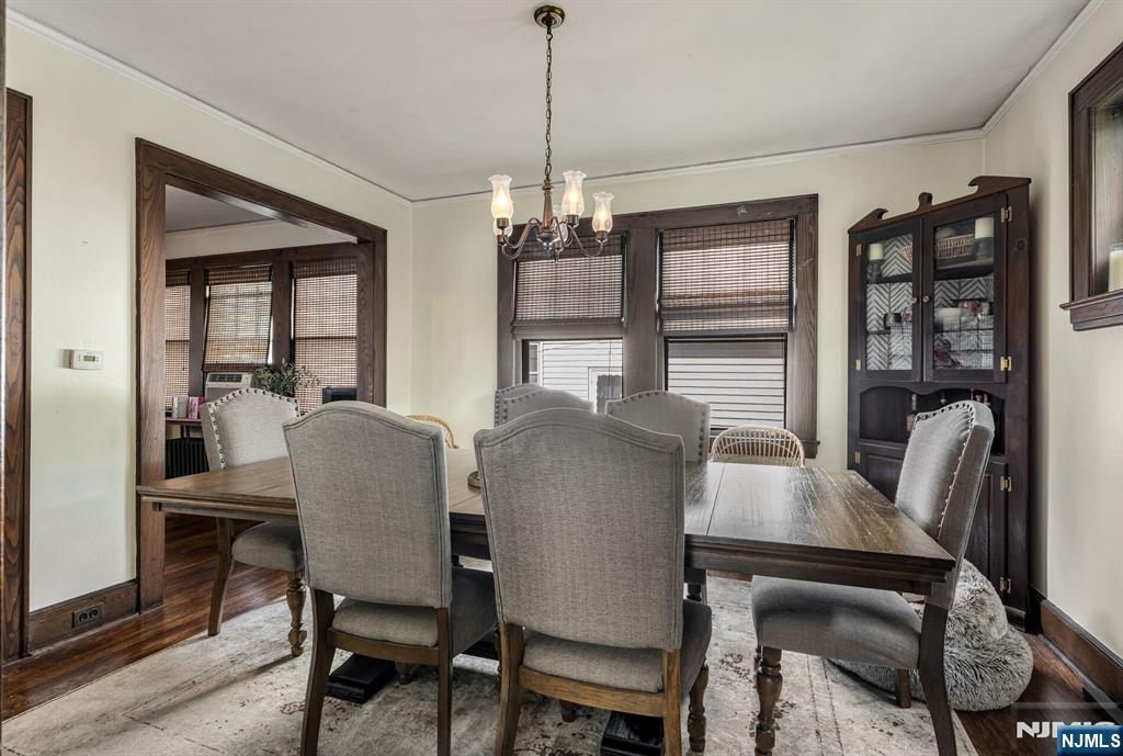 19 Christopher Place Ridgewood, NJ 07450 - Photo 12 of 34 Gallery Image 12