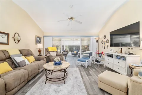 $325,000 | 1270 Northbrook Place, The Villages, FL 32162