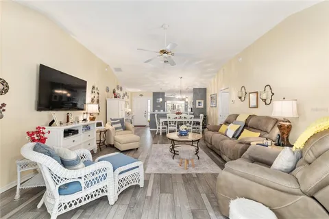 $325,000 | 1270 Northbrook Place, The Villages, FL 32162