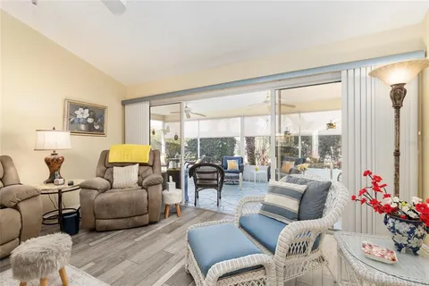 $325,000 | 1270 Northbrook Place, The Villages, FL 32162