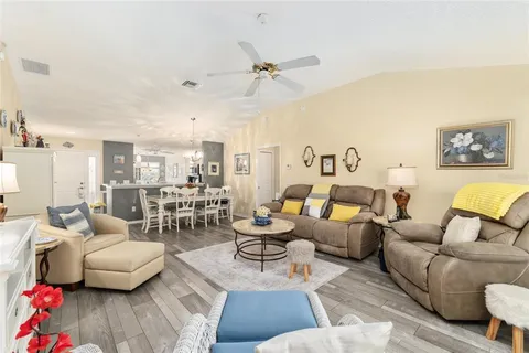 $325,000 | 1270 Northbrook Place, The Villages, FL 32162