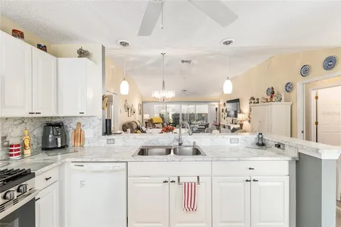 $325,000 | 1270 Northbrook Place, The Villages, FL 32162