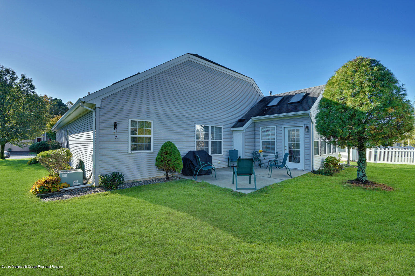 55 Drayton Road Manchester Township, NJ 08759 - Photo 4 of 32 Back Patio