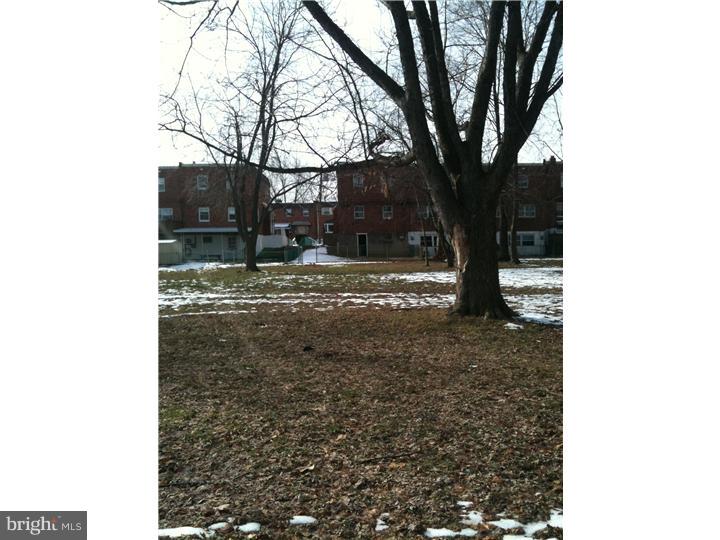 12433 Barbary Road Philadelphia, PA 19154 - Photo 6 of 12 Exterior Back