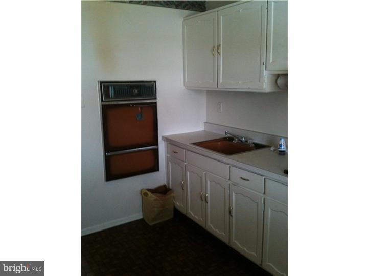 12433 Barbary Road Philadelphia, PA 19154 - Photo 8 of 12 Unit #1