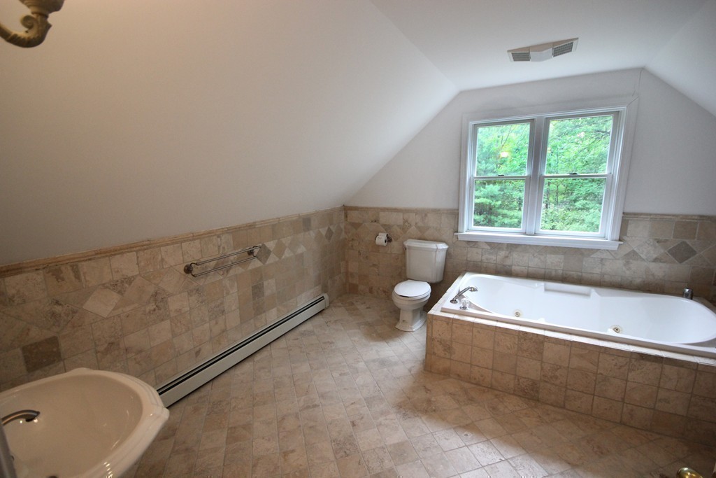 335 C Middleton Road Boxford, MA 01921 - Photo 17 of 28
