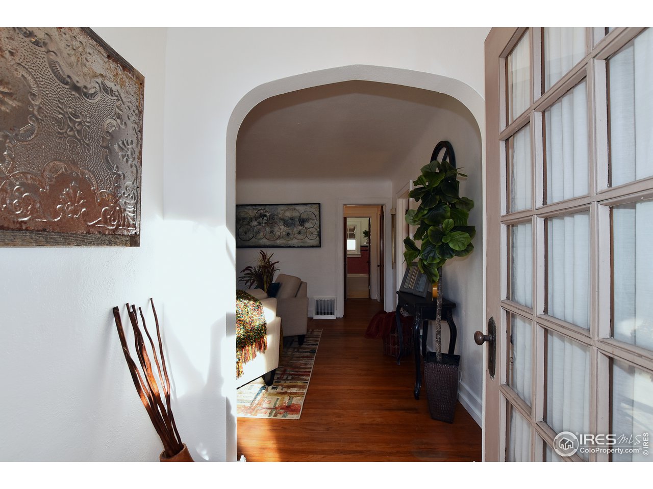 Entry at front of home