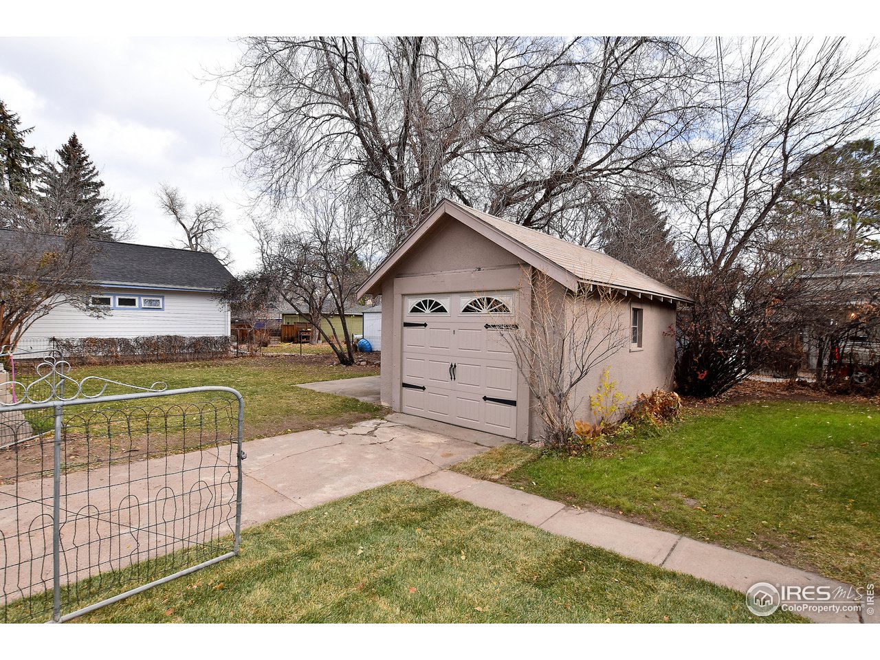 418 East Prospect Road Fort Collins, CO 80524 - Photo 31 of 40 1 car detached garage with remote and keypad