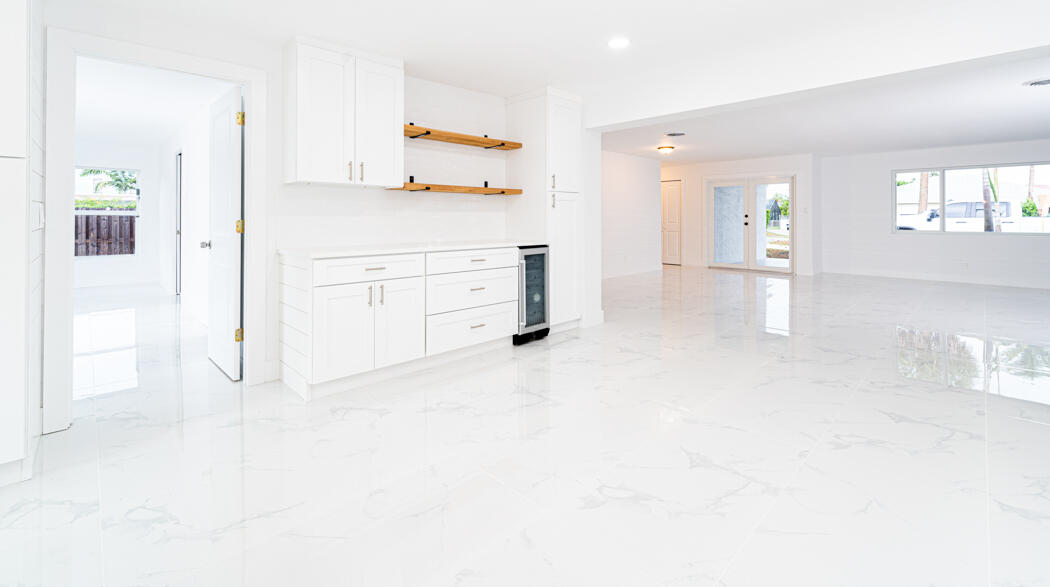 5691 Southeast Hull Street Stuart, FL 34997 - Photo 14 of 41 _MWA7452-Edit