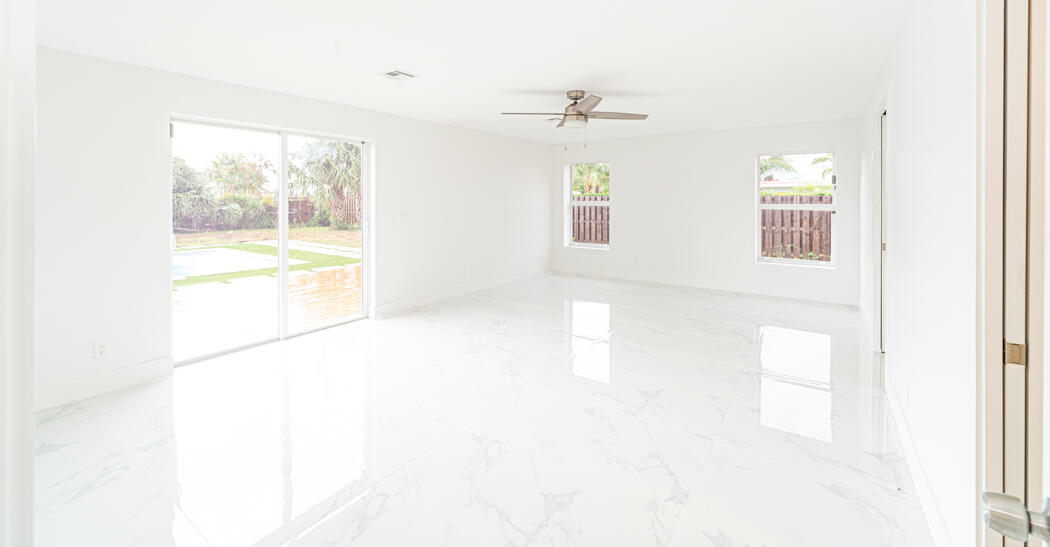 5691 Southeast Hull Street Stuart, FL 34997 - Photo 18 of 41 _MWA7477-Edit