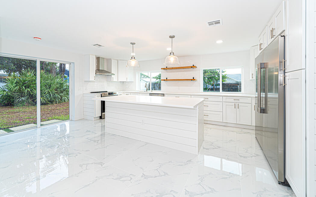5691 Southeast Hull Street Stuart, FL 34997 - Photo 6 of 41 _MWA7411-Edit