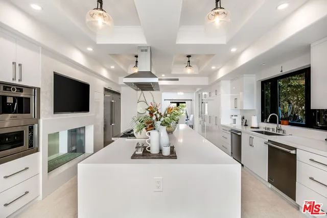 $55,000 | 5925 Murphy Way, Malibu, CA 90265