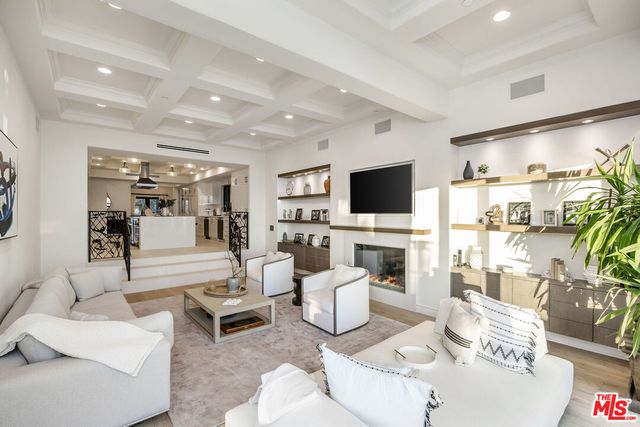 $55,000 | 5925 Murphy Way, Malibu, CA 90265