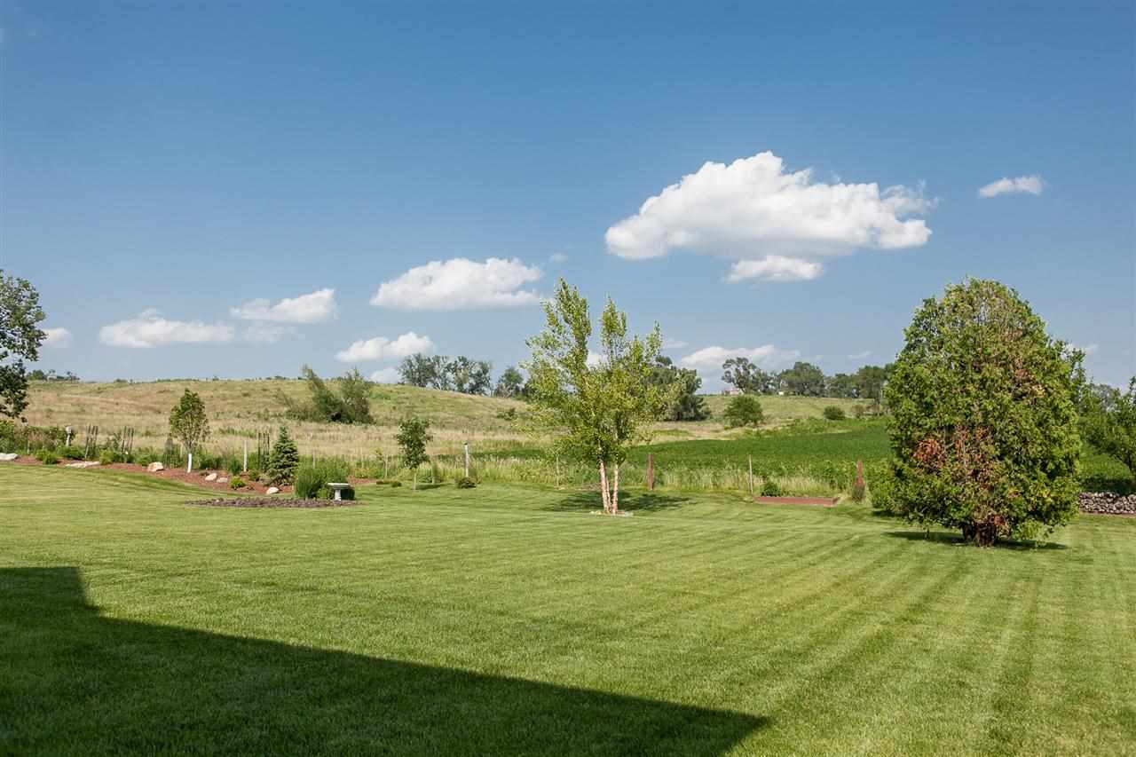 2830 Wildflower Road Robins, IA 52411 - Photo 24 of 25 Gallery Image 24
