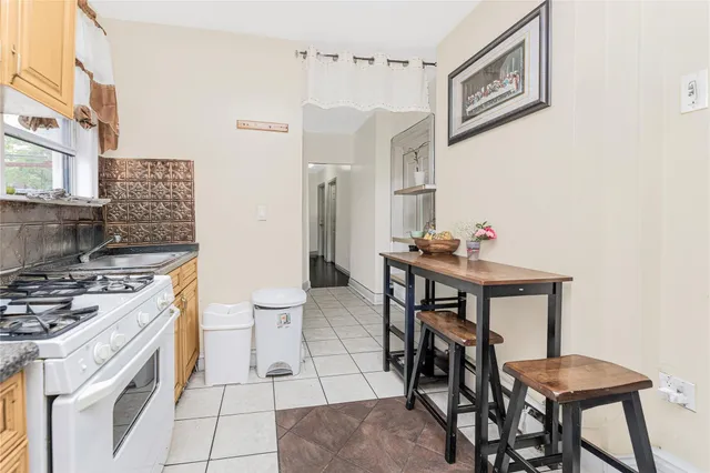 $1,100,000 | 3043 Bailey Avenue | Kingsbridge Heights