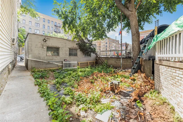 $1,100,000 | 3043 Bailey Avenue | Kingsbridge Heights