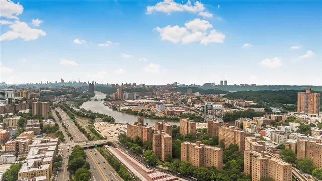 $1,100,000 | 3043 Bailey Avenue | Kingsbridge Heights