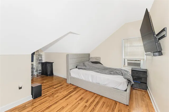 $1,100,000 | 3043 Bailey Avenue | Kingsbridge Heights