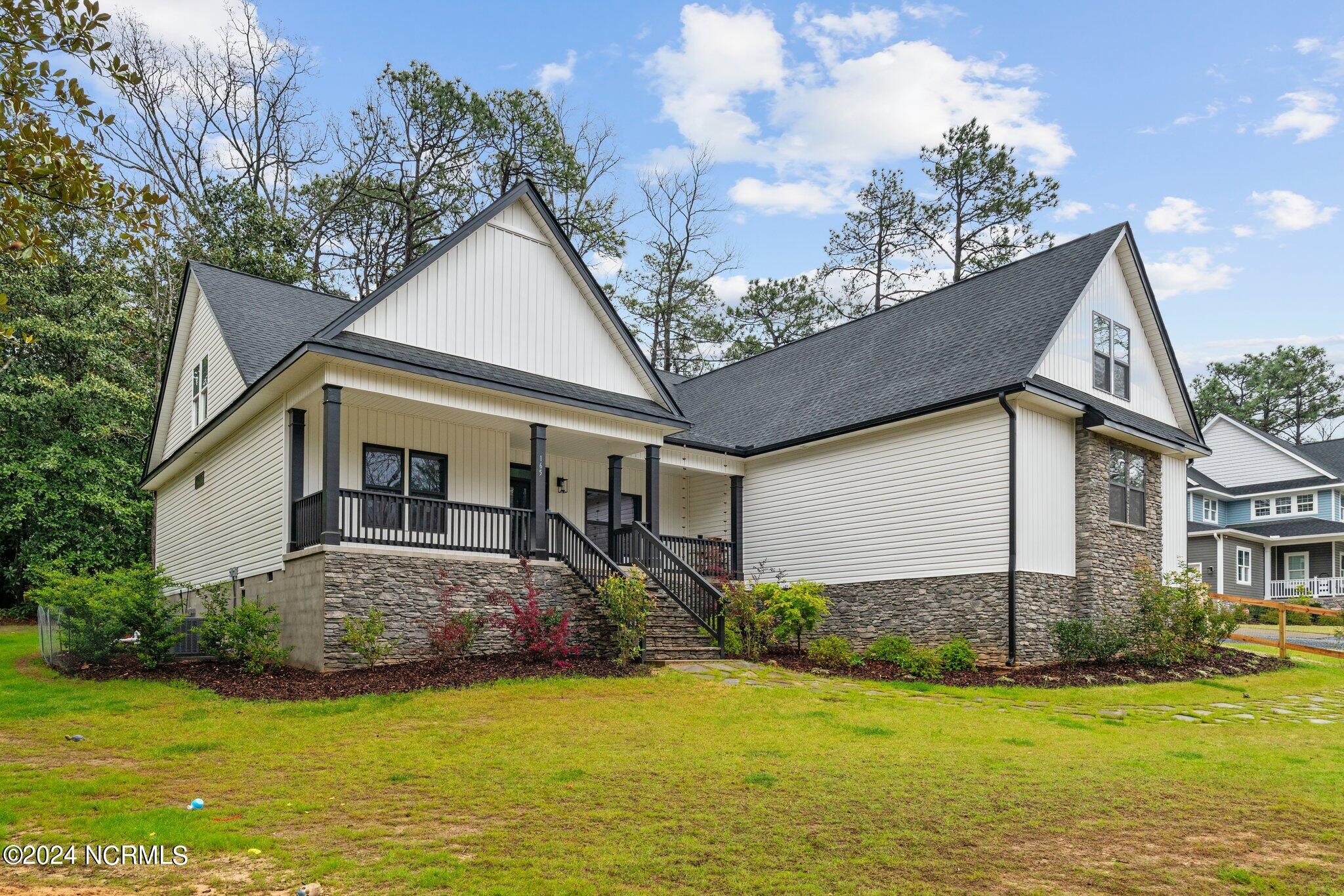165 Riding Lane Southern Pines, NC 28387 - Photo 2 of 39 34-web-or-mls-DSC09162