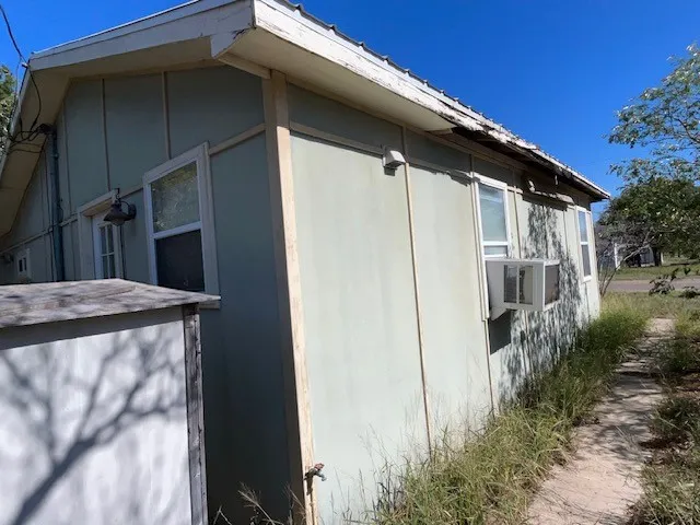 $49,500 | 1001 North Elm Avenue, Hebbronville, TX 78361