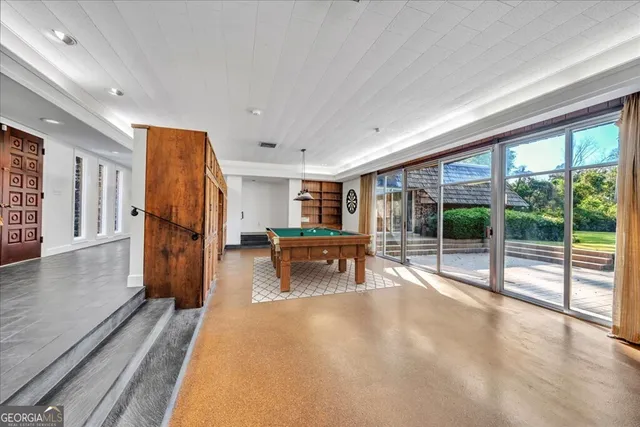 a house view with a outdoor space