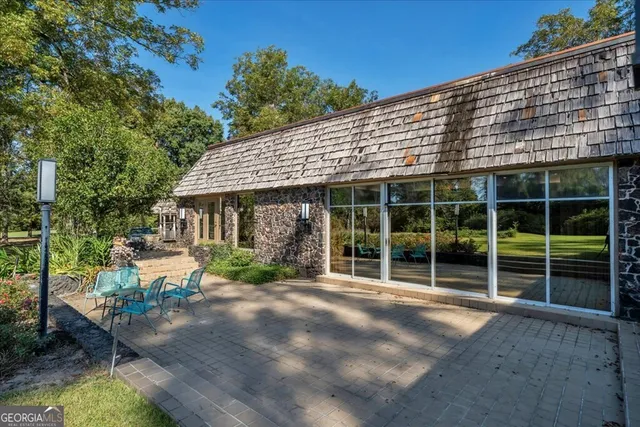 a house view with a garden space